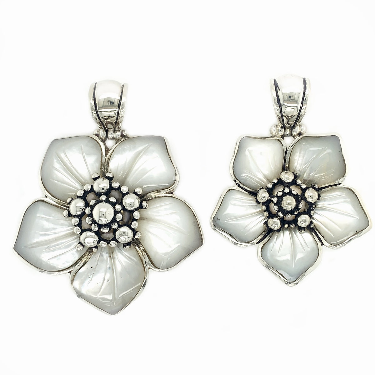 Sterling Silver &amp; Carved Mother-of-Pearl Flower Pendant - Qinti - The Peruvian Shop