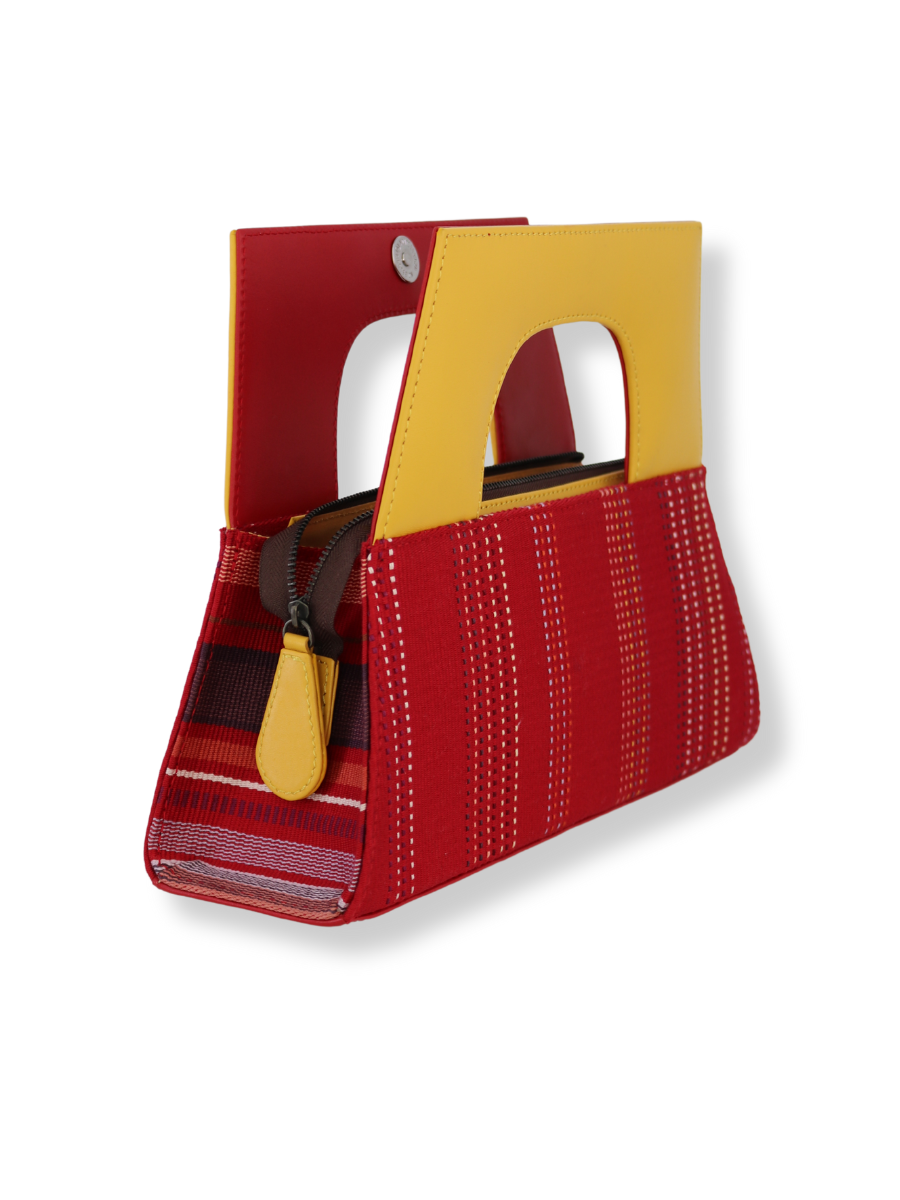 Handwoven Kuskaya Handbag with Leather A-handle - QINTI The Peruvian Shop