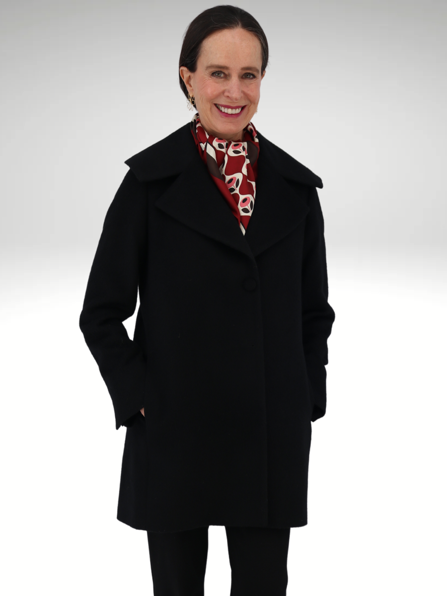 Baby Alpaca Mid-Length Coat in Black - QINTI The Peruvian Shop