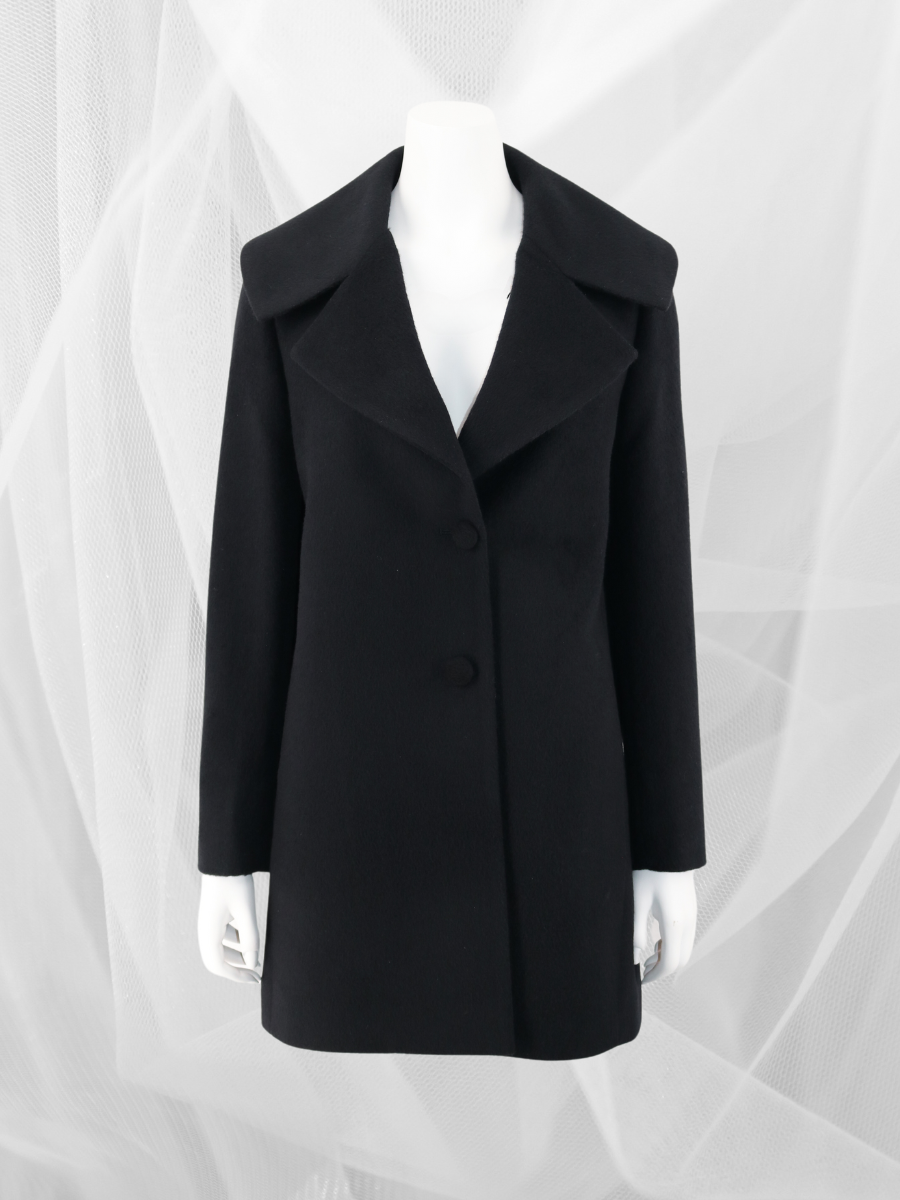 Baby Alpaca Mid-Length Coat in Black - QINTI The Peruvian Shop