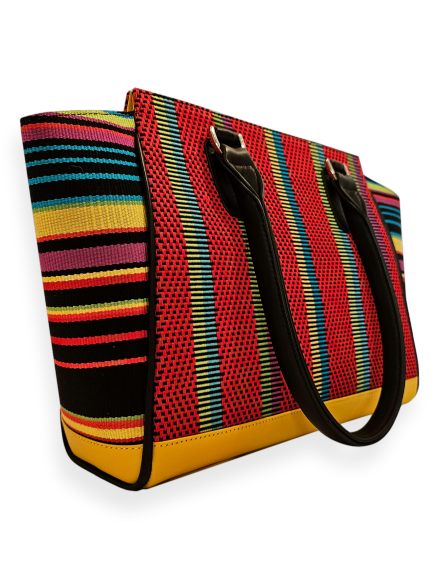 Amanda Grande handwoven Handbag with leather finishes at QINTI The Peruvian Shop