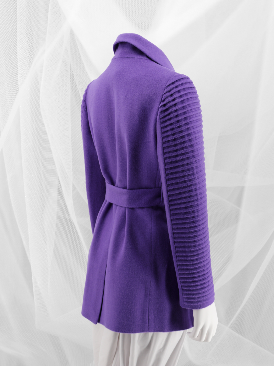 Baby Alpaca Mid-length Coat with Ribbed Sleeves in Amethyst - QINTI The Peruvian Shop