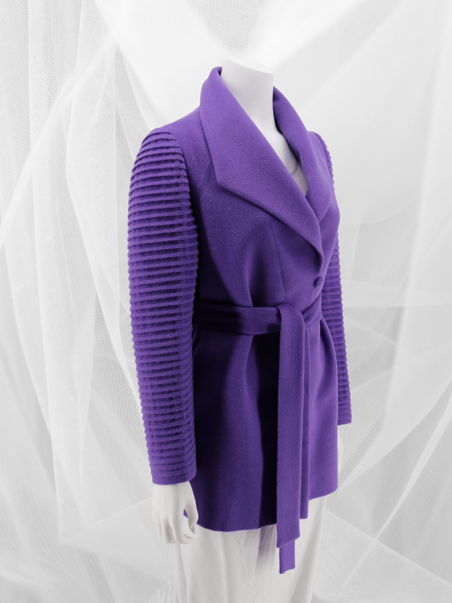Baby Alpaca Mid-length Coat with Ribbed Sleeves in Amethyst - QINTI The Peruvian Shop