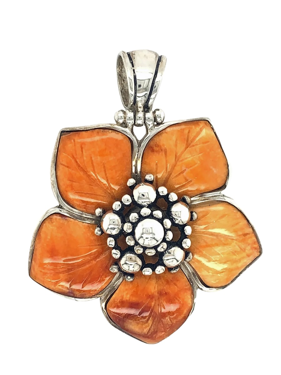 Sterling Silver & Carved Spondylus Flower Pendant - Qinti - The Peruvian Shop