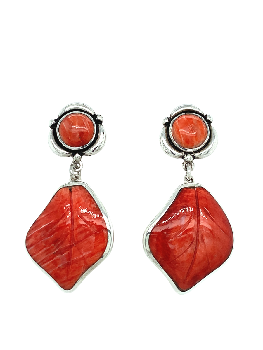 Hand-crafted Sterling Silver &amp; Spondylus Shell Petal Earrings - QINTI The Peruvian Shop
