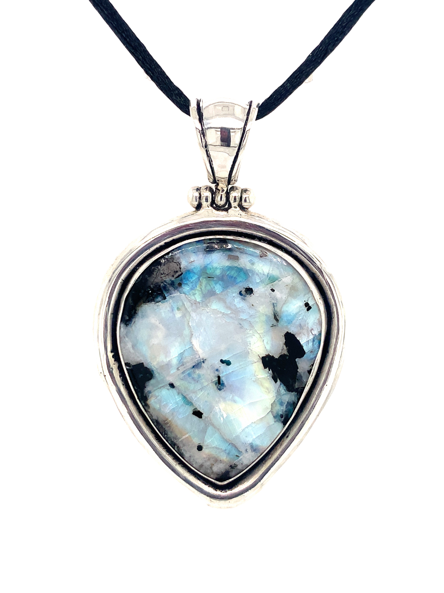 Handcrafted Sterling Silver & Rainbow Moonstone Pendant - QINTI The Peruvian Shop