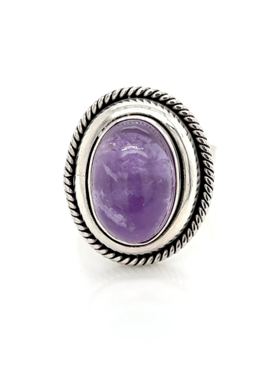 Handcrafted Sterling Silver & Amethyst Cabochon Ring - QINTI The Peruvian Shop