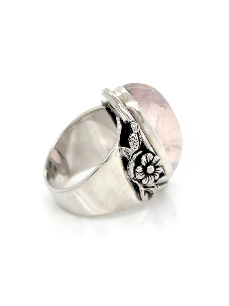 Handcrafted Rose Quartz Cabochon Ring - QINTI The Peruvian Shop