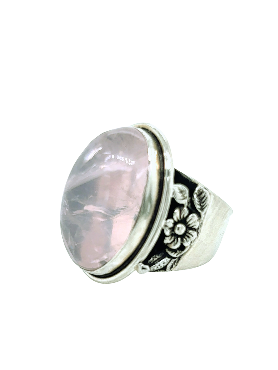 Handcrafted Rose Quartz Cabochon Ring - QINTI The Peruvian Shop
