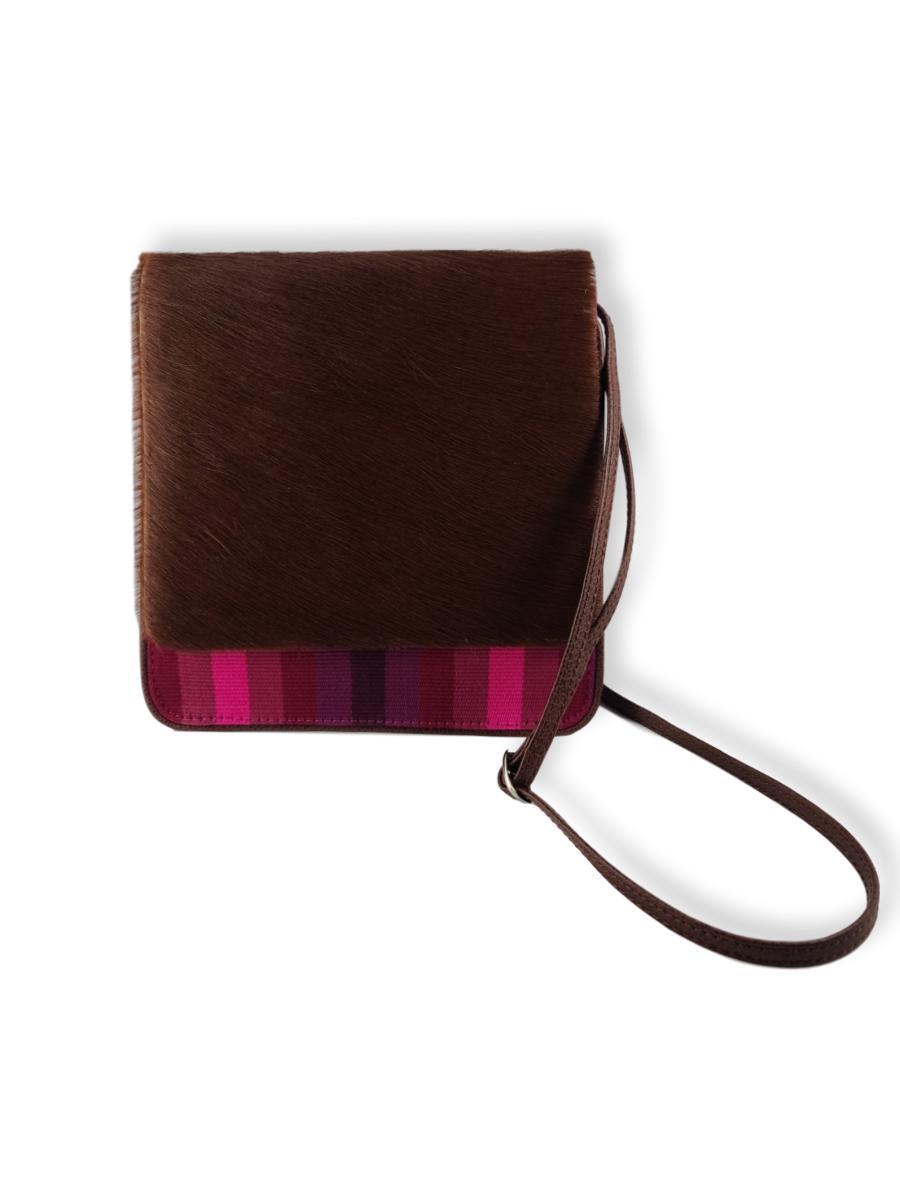 Cocktail Crossbody with Cowhide - Orchids - Qinti - The Peruvian Shop