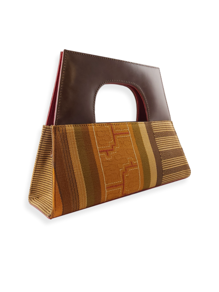 Shipibo embroidered A-Chica handbag hand-woven at QintiPeru.com