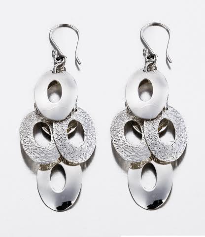 Open Ovals Cascade Earrings in High Polish &amp; Textured Sterling Silver - Qinti - The Peruvian Shop
