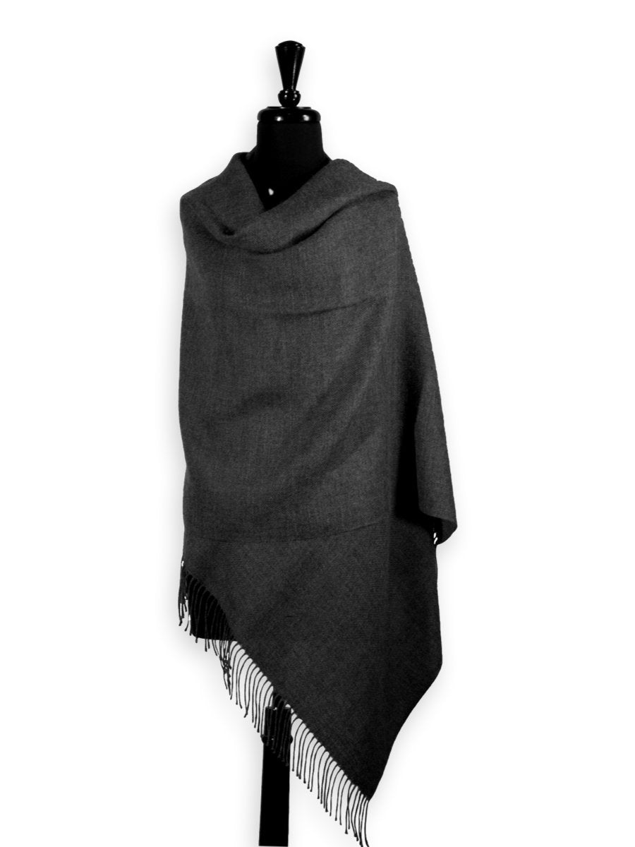 100% Baby Alpaca Shawl in Solid Color - Grey Melange - Qinti - The Peruvian Shop