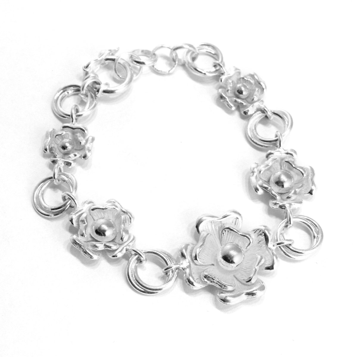 Flowers Bracelet, Earrings &amp; Ring in Sterling Silver - Qinti - The Peruvian Shop