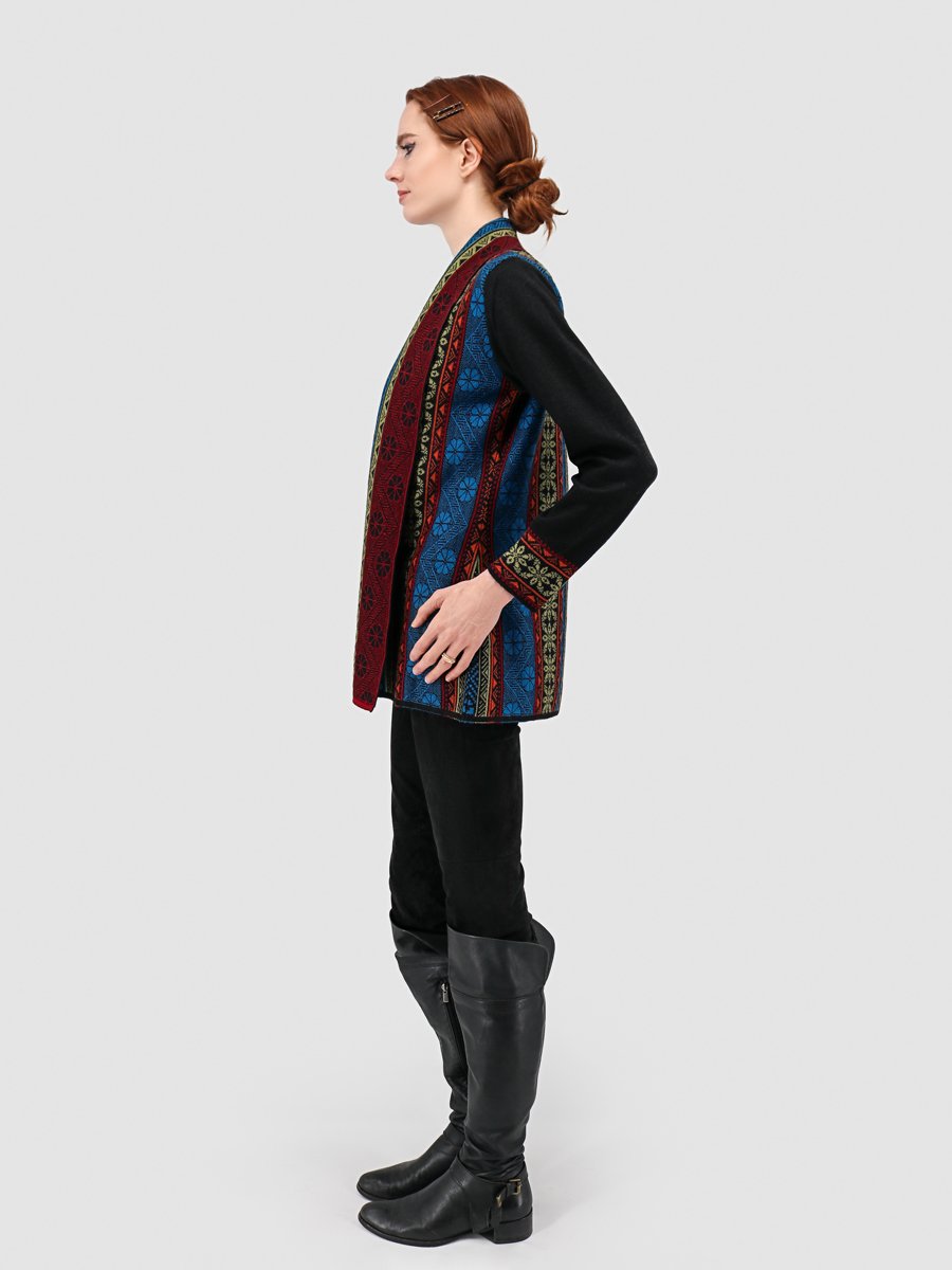 Women's Baby Alpaca Cardigan in Black w Peruvian Pattern - Qinti - The Peruvian Shop