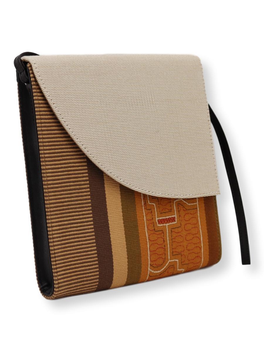 Curva Crossbody Handbag - Shipibo Textile Collection - Qinti - The Peruvian Shop