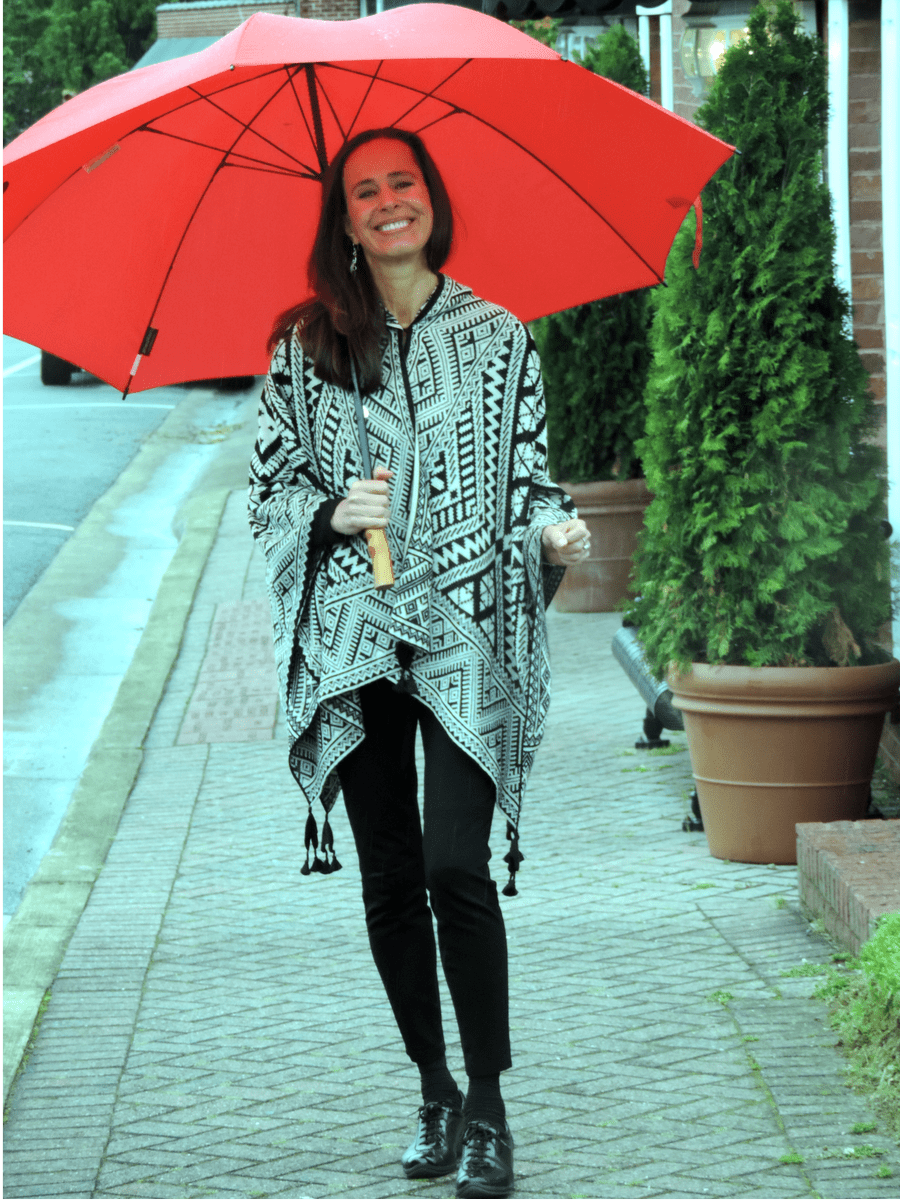 Baby Alpaca Knit Ruana Poncho - Geometric Black & White - Qinti - The Peruvian Shop