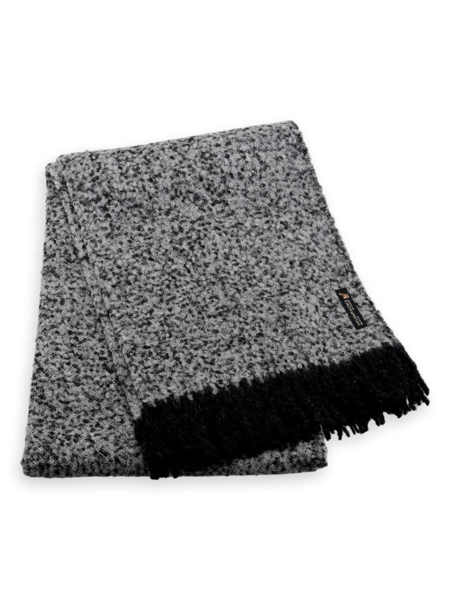 Baby Alpaca Boucle Blanket Throw in Black/ Grey - Qinti - The Peruvian Shop