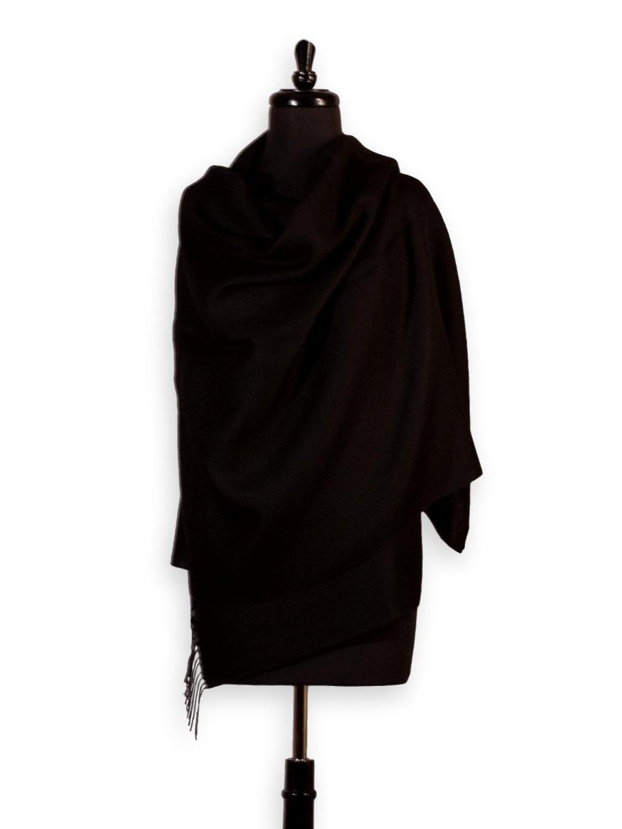 100% Baby Alpaca Shawl in Solid Color - Black - Qinti - The Peruvian Shop