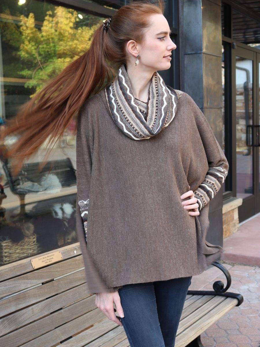 Baby Alpaca Poncho with Sleeves - Qinti - The Peruvian Shop